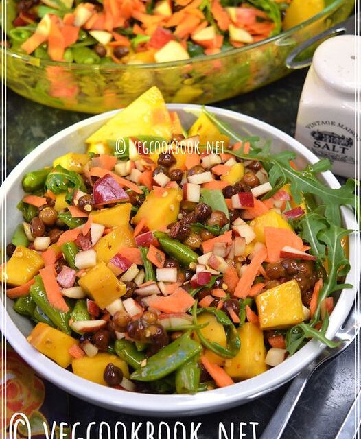 Chickpeas And Mango Salad